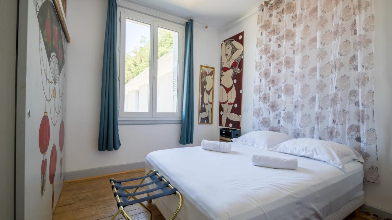 Mamie Jane co-munity Hotel Aix-les-Bains Exterior foto